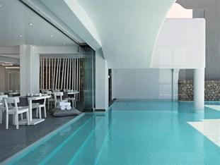 Acroterra Rosa Luxury & Hotel Akrotírion