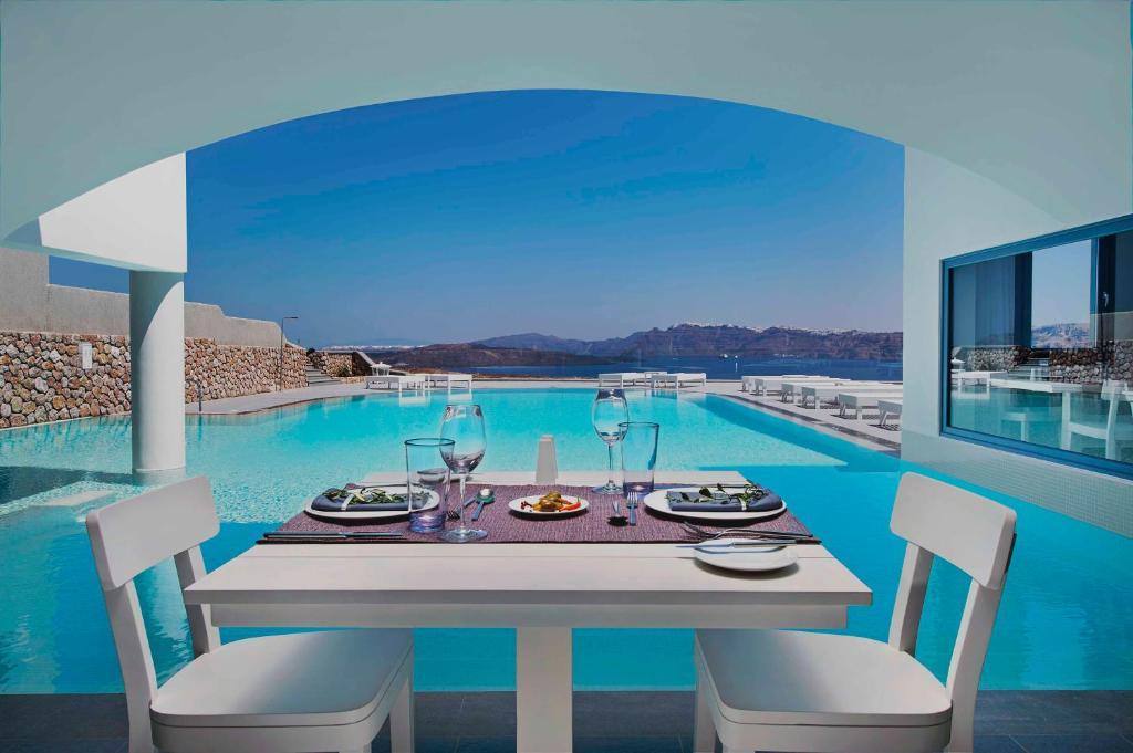 Acroterra Rosa Luxury &